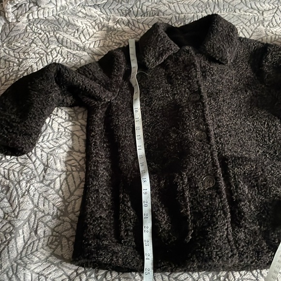 LOLA Black Faux Fur Jacket, Made in Italy Front Buttons Closure, Size L Pockets - Picture 15 of 16